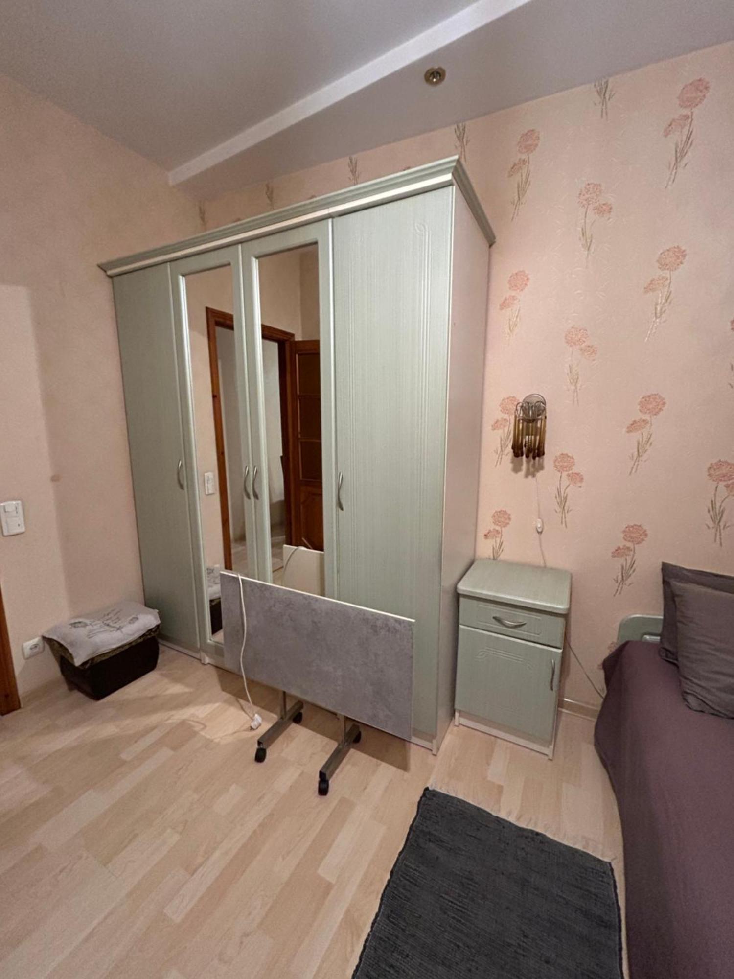 Three Bedroom Stepana Bandery Street Rivne Dış mekan fotoğraf